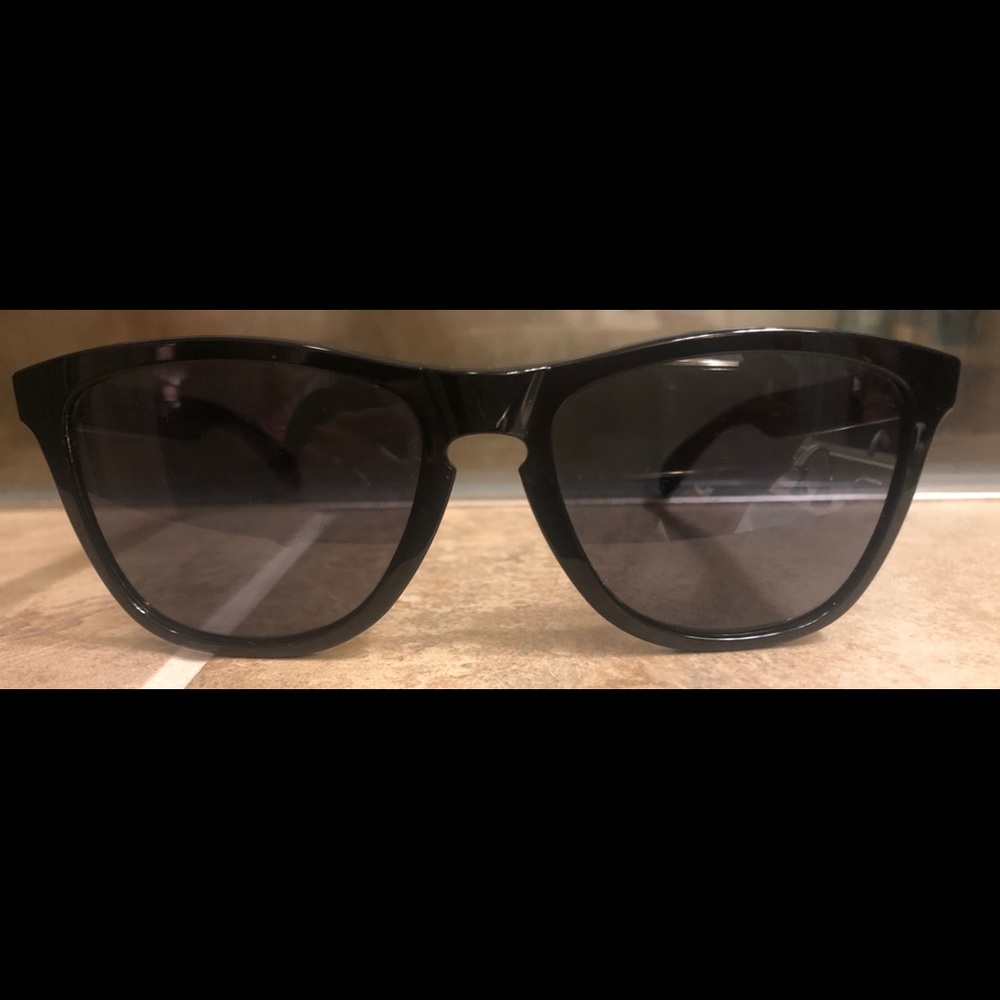 Oakley sunglasses